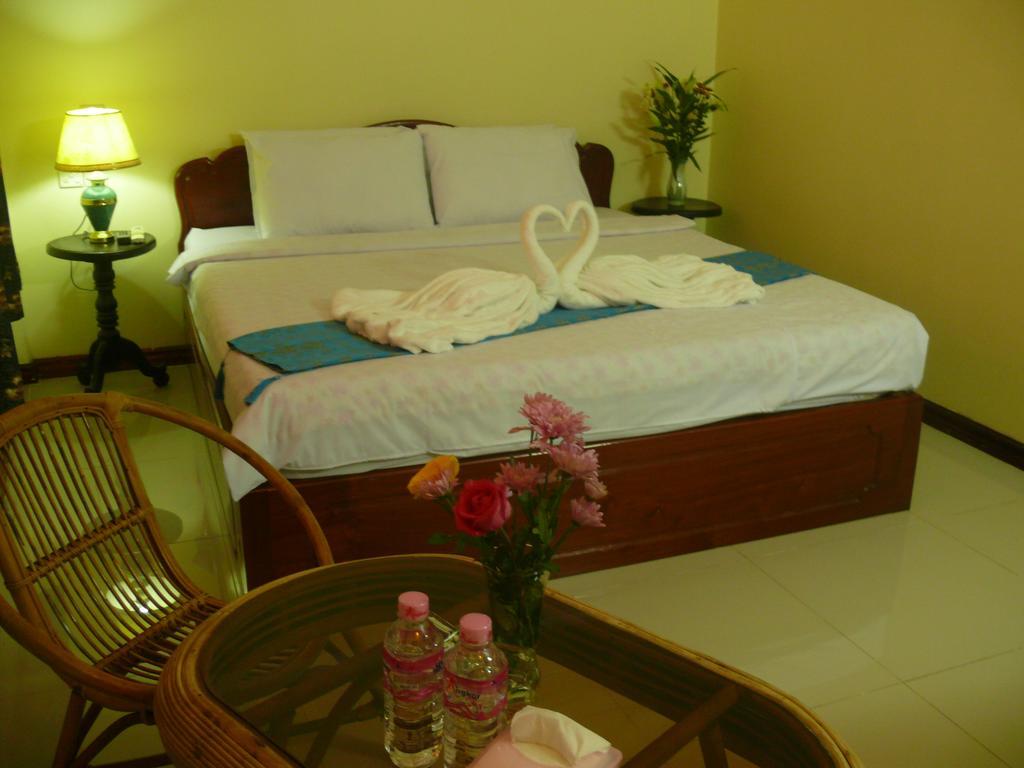 Tan Kimlong Guesthouse Сиемрип Экстерьер фото