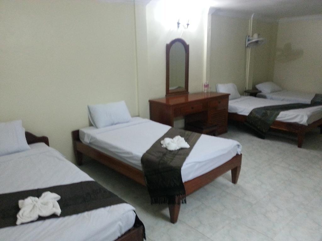 Tan Kimlong Guesthouse Сиемрип Номер фото